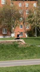 Lakeside leisure activities documented in Votkinsk, Russia