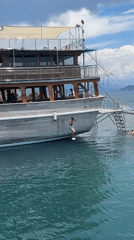 Boats emit mysterious steam during swimming activities in Turkish waters