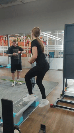 Morning fitness and daily life captured in Chaikovsky, Russia