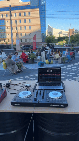 Outdoor DJ set at a modern Krasnoyarsk venue