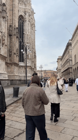 Routine tourist activity documented around Milan Cathedral Tuesday morning