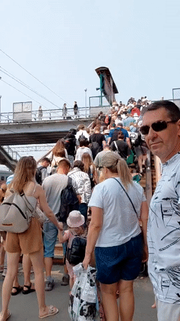 Busy summer morning at Novosibirsk's main train station
