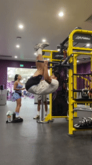 Workout session documented at Puebla gym with selfies, exercises