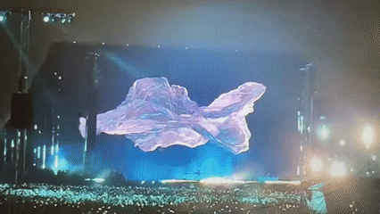 Mumbai concert features robotic projections, draws phone-recording crowds