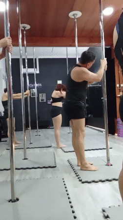 Pole dancing class held in Providencia studio