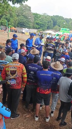 Community gathering and outdoor market activity in Tinaquillo, Venezuela