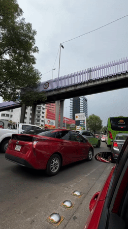 Heavy traffic observed in Mexico City during evening hours