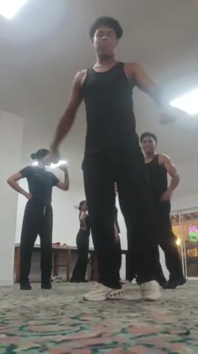 Dance rehearsal and street wandering in Porlamar, Venezuela
