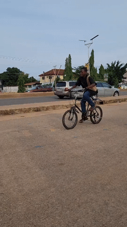 Rollerbladers and cyclists take over Jos streets