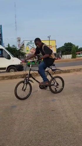 Rollerbladers and cyclists take over Jos streets