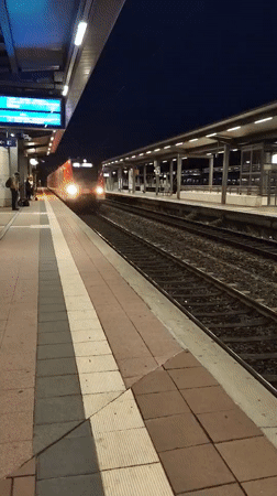 Late-night train arrival at Siegburg/Bonn station