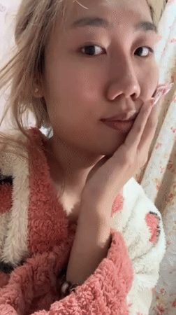 Woman films extended selfie session in Chongqing apartment