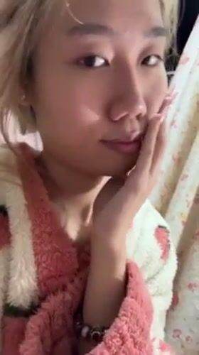 Woman films extended selfie session in Chongqing apartment