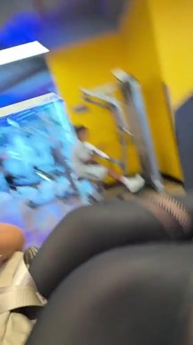 Fitness classes and workouts observed at San Isidro gym
