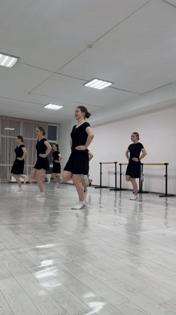 Casual indoor activities observed in Votkinsk, Russia