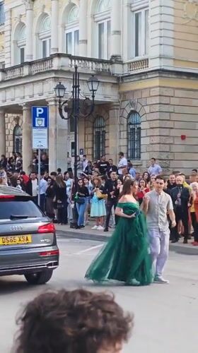 Wedding celebration draws crowds at Ruse Historical Museum