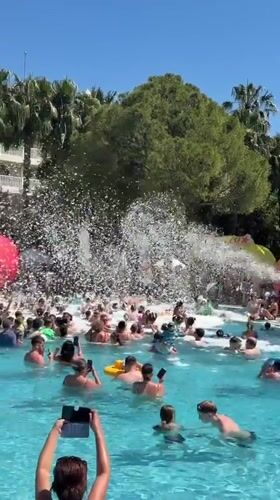 Foam party draws crowds to Manavgat pool