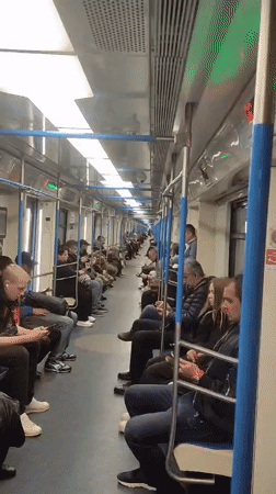 Ordinary Moscow Metro journey documented by subway passenger