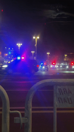 Police motorcade and traffic stop observed in Moscow evening