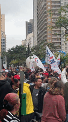 Education workers demonstrate in São Paulo streets