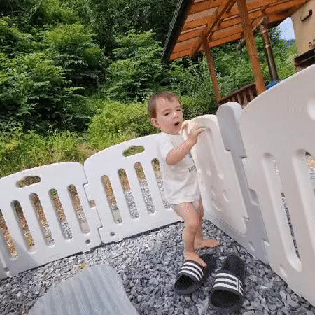 Backyard playpen afternoon with a toddler in Dunnae-myeon