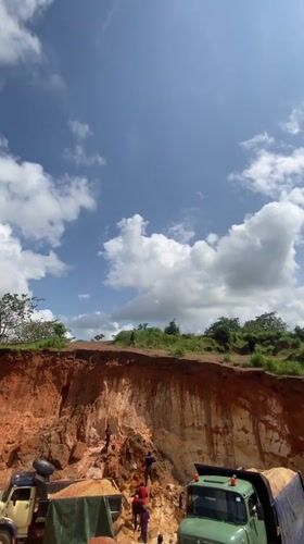 Quarry loading operations underway at Achara, Nigeria