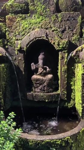 Balinese temple statuary and architecture documented in Ubud District