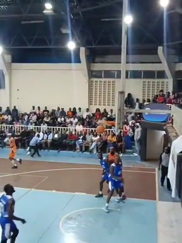Basketball game featuring Nairobi City Thunder draws crowds to indoor arena