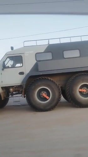 Six-wheeled military vehicle spotted moving through Yakutsk, Russia