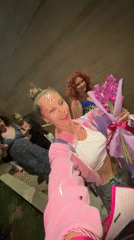 Woman with flowers and gift spotted in Budva