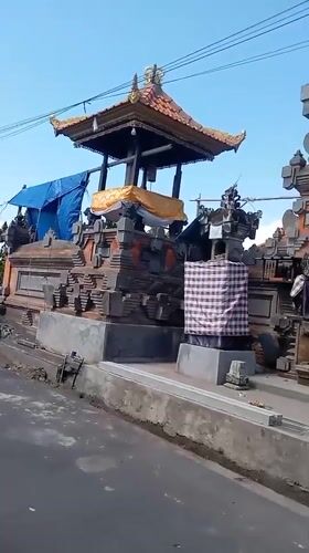 Morning scenes of Balinese temples and street life in Blahbatuh