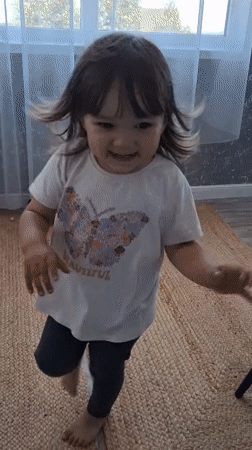 Morning playtime and drawing session in Kempelevo, Russia