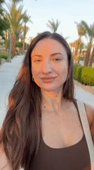 Chilled resort afternoon in Sharm El Sheikh with palm trees and selfies