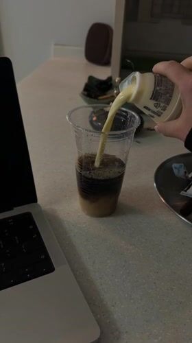 Seoul resident tries viral Korean convenience store banana coffee
