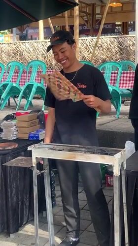 Food market activity documented in Ubud District, Indonesia