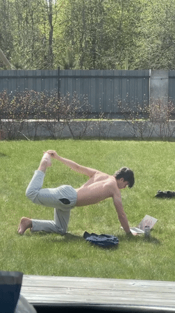 Morning outdoor activities observed in Svetloe, Russia backyard