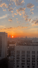 Moscow witness captures sunrise cityscape and gallery paintings