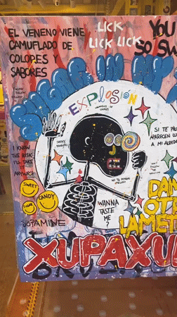 Afternoon walk captures Barcelona street art, shops, sunny scenes