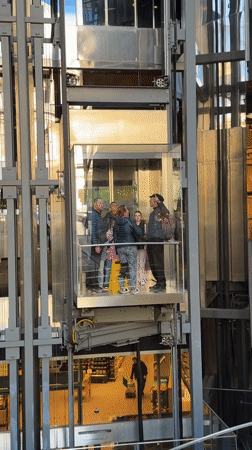 Morning scenes captured around St. Paul's Cathedral area