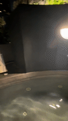 Nighttime hot tub documentation in Naucalpan de Juárez