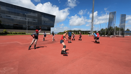 Rollerblading practice and a curious bird in Kislovodsk