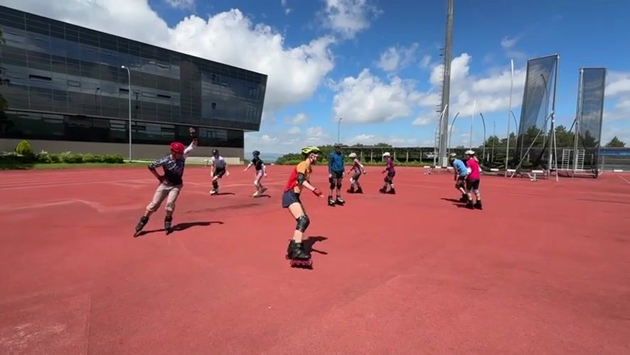 Rollerblading practice and a curious bird in Kislovodsk