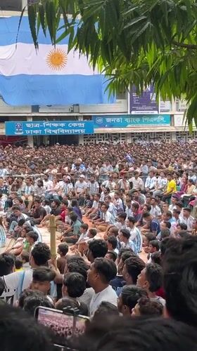 Dhaka streets flood with Argentina football fans near university grounds