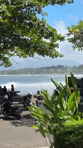 Morning beach cafe visit documented in Pekutatan, Indonesia