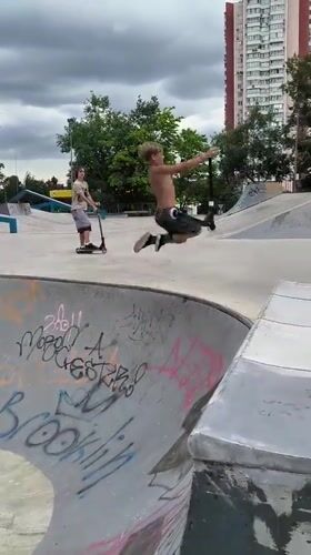 Scooter riding and tricks at a Moscow skatepark