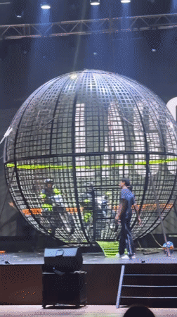 Motorcycle circus show performs at Turkey's Lago Arena