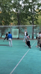 Casual volleyball match draws observers in Moscow park
