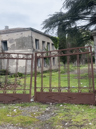 Witness Documents Coastal Decay Across Abkhazian Towns