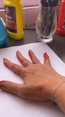 Artist creates handprint tree painting in Czech Republic