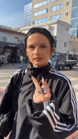 Morning foot traffic documented across Seoul districts